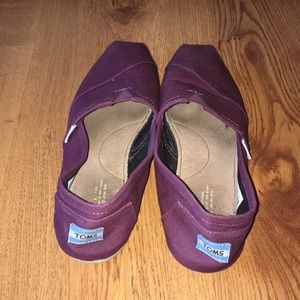 Toms Shoes - Toms purple size 10 W Toms Shoes - Toms purple size 10 W